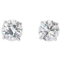 Boucles d'oreilles exquises en diamants ronds et brillants de 2,00 carats