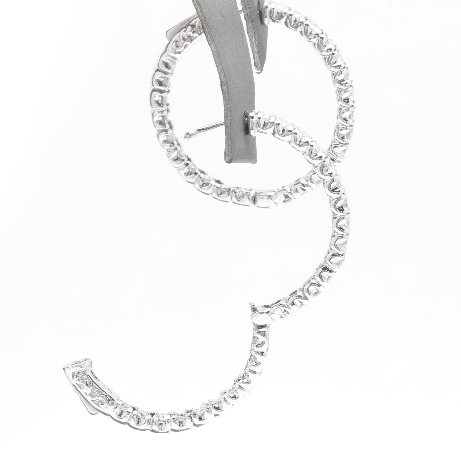 Exquisite 2.00 Carat Natural Diamond 14 Karat Solid White Gold Hoop Earrings For Sale 4