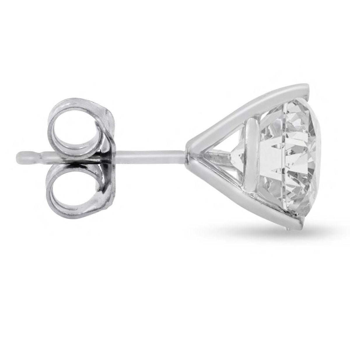 Round Cut Exquisite 2.00 Carats VS1 Moissanite 14K Solid White Gold Martini Stud Earrings For Sale