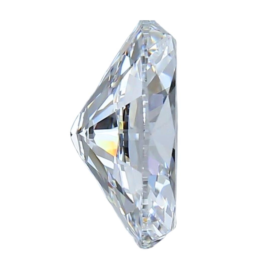 Exquisite 2.01 ct Ideal Cut Oval Diamond - GIA Certified In New Condition For Sale In רמת גן, IL