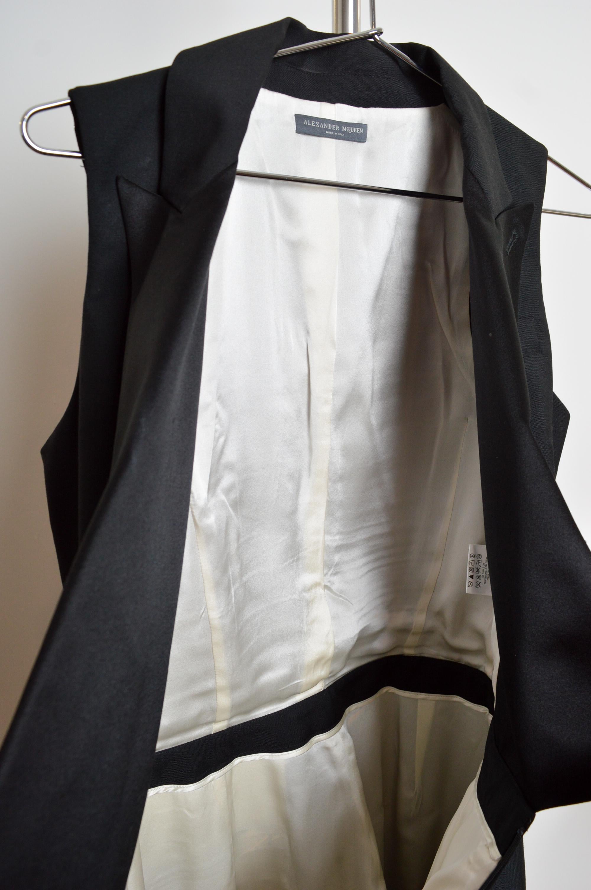Exquisite 2011 Alexander McQueen Black Tuxedo Suit Tailored Jumpsuit For Sale 12