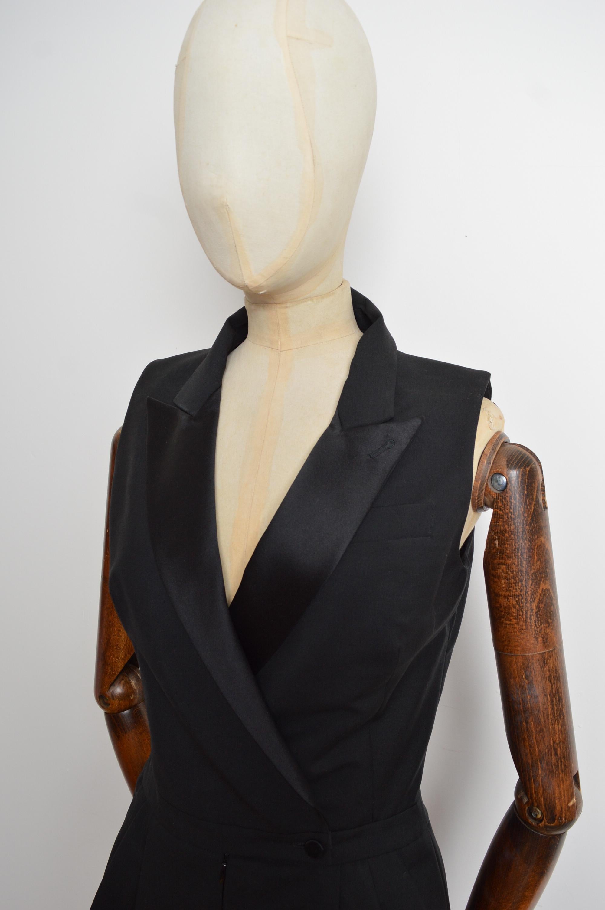 Exquisite 2011 Alexander McQueen Black Tuxedo Suit Tailored Jumpsuit For Sale 1