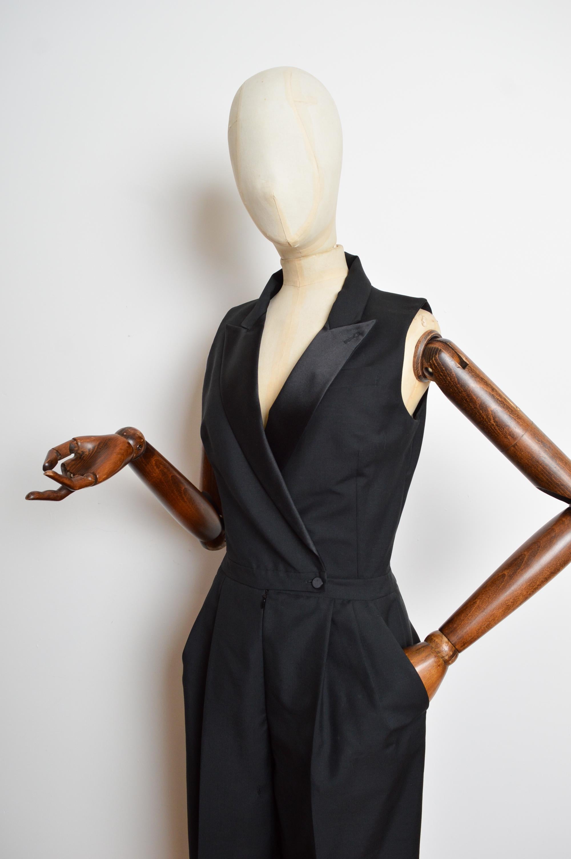 Exquisite 2011 Alexander McQueen Black Tuxedo Suit Tailored Jumpsuit For Sale 3
