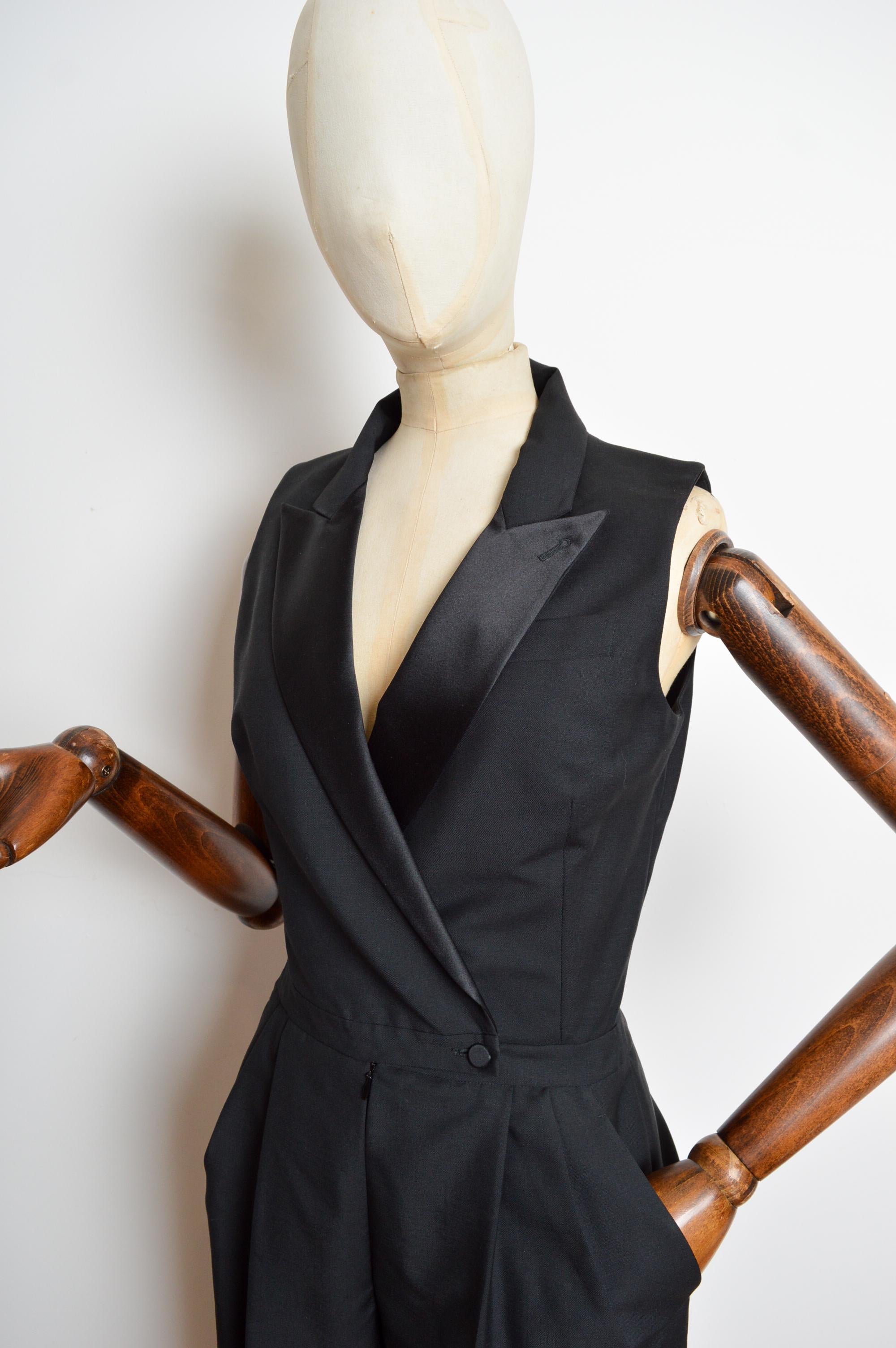Exquisite 2011 Alexander McQueen Black Tuxedo Suit Tailored Jumpsuit For Sale 4