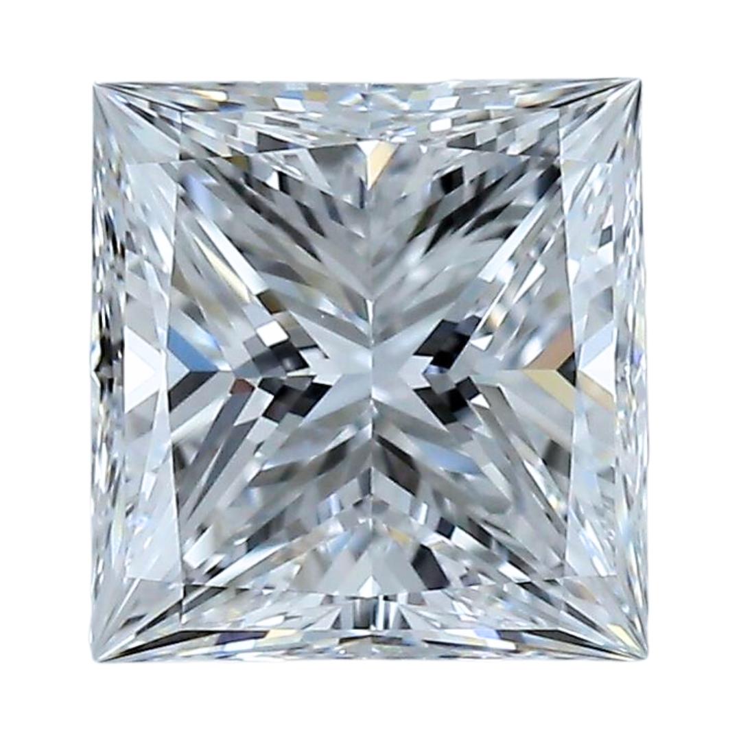 Exquisite 2.01ct Ideal Cut Square-Shaped Diamond - GIA Certified For Sale 2