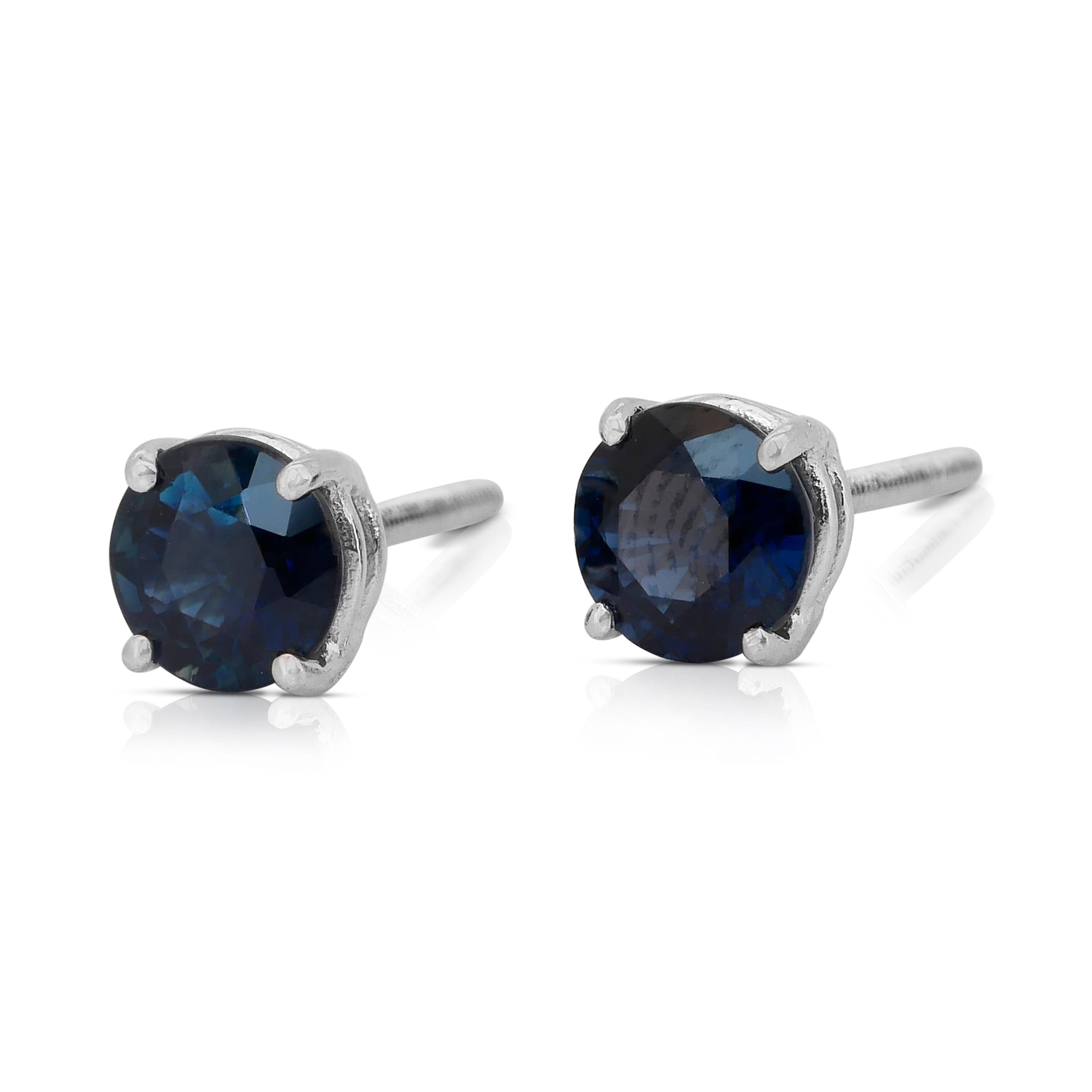 Round Cut Exquisite 2.01ct Sapphire Stud Earrings in Platinum - IGI Certified