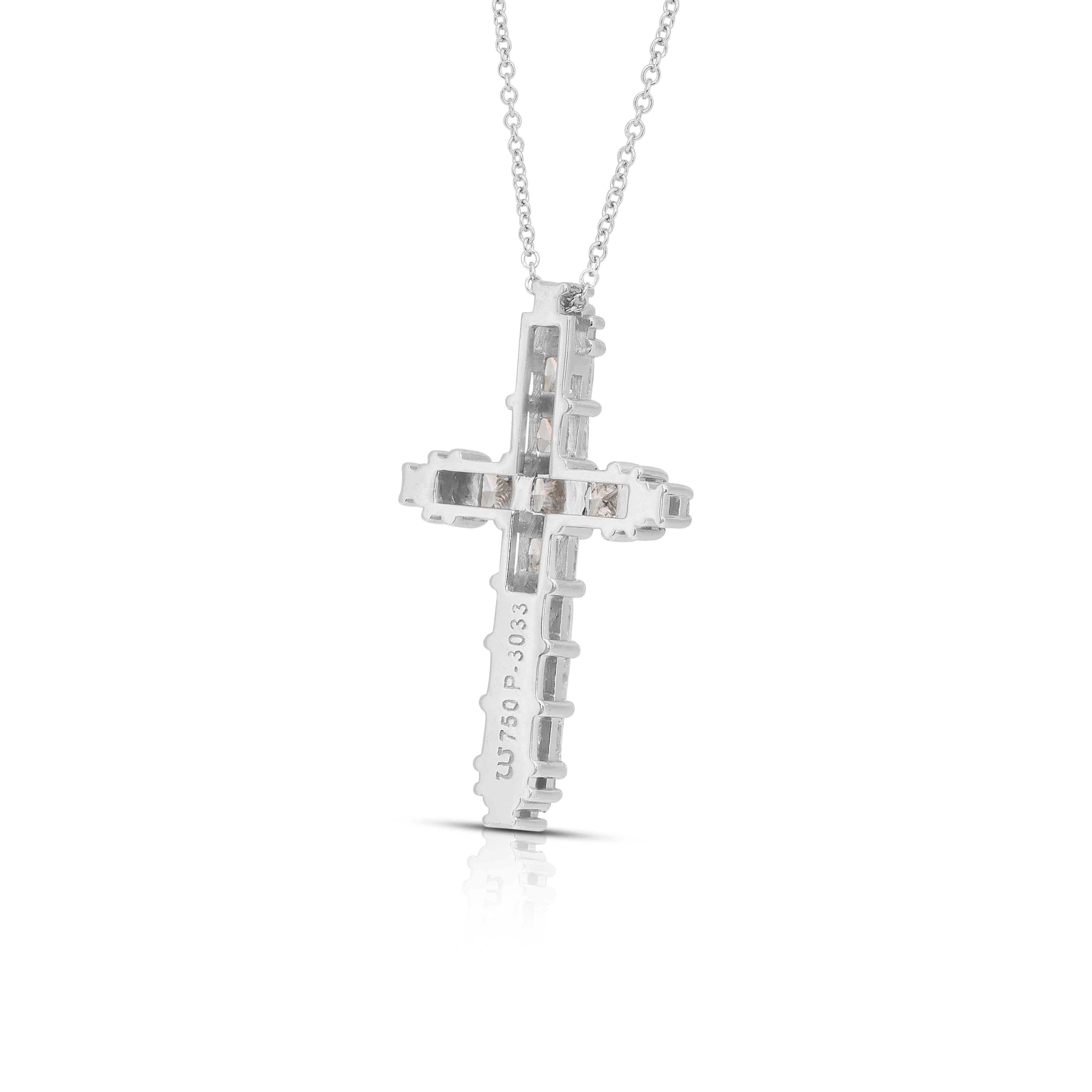 Collier exquis de 2.04ct diamants avec pendentif croix en or blanc 18k en vente 4