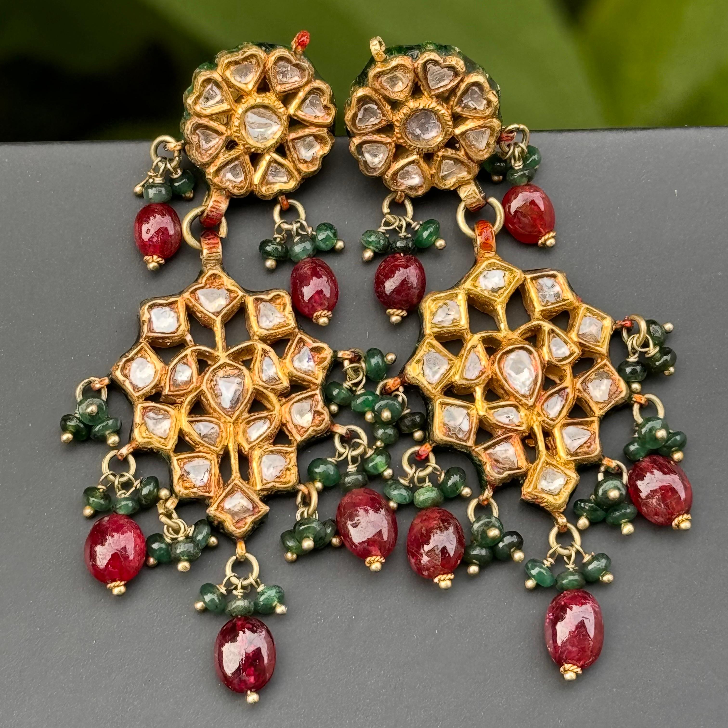 Mughal 20kt Gold Diamond Emerald Rubies Enamel Earrings In Good Condition For Sale In Monroe Township, NJ