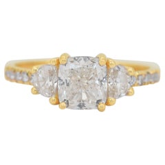 Exquisite 2.10ct Diamonds 3-Stone Ring in 18k Yellow Gold - IGI Certified