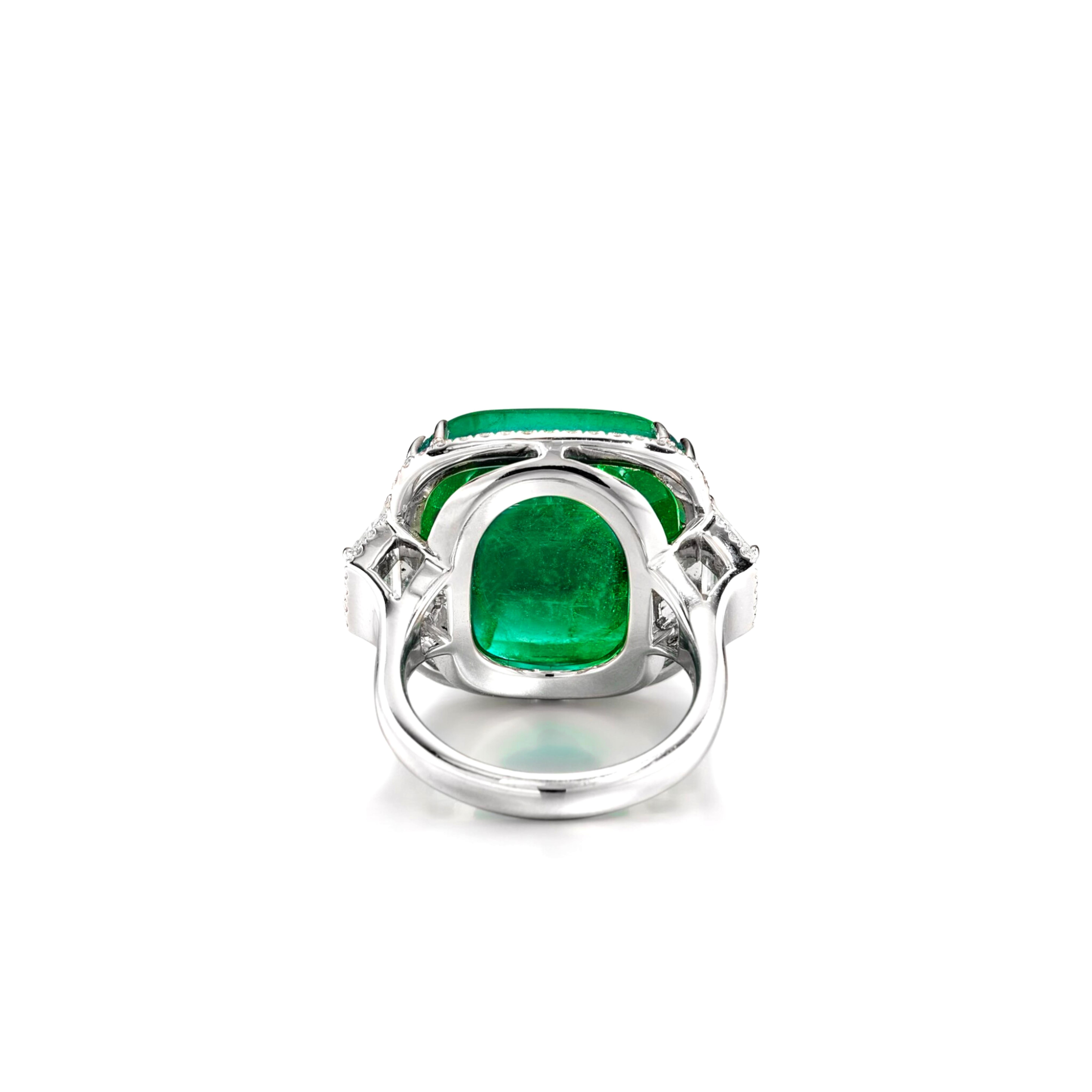 Sugarloaf Cabochon Exquisite 22-Carat GRS-Certified Minor Oil Emerald & Diamond Ring For Sale
