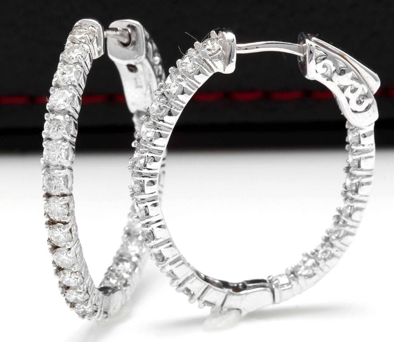 Women's Exquisite 2.25 Carat Natural Diamond 14 Karat Solid White Gold Hoop Earrings For Sale