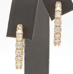 Exquisite 2.75 Carat Natural Diamond 14 Karat Solid Yellow Gold Hoop Earrings