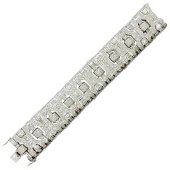 Exquisite 30 Carat Diamond Bracelet