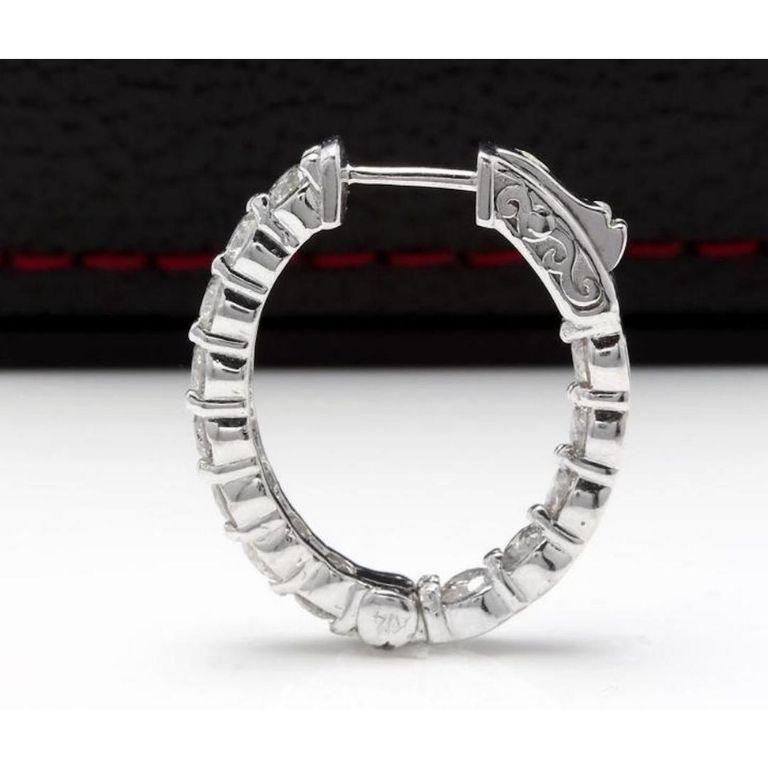 Women's Exquisite 3.00 Carat Natural Diamond 14 Karat Solid White Gold Hoop Earrings For Sale