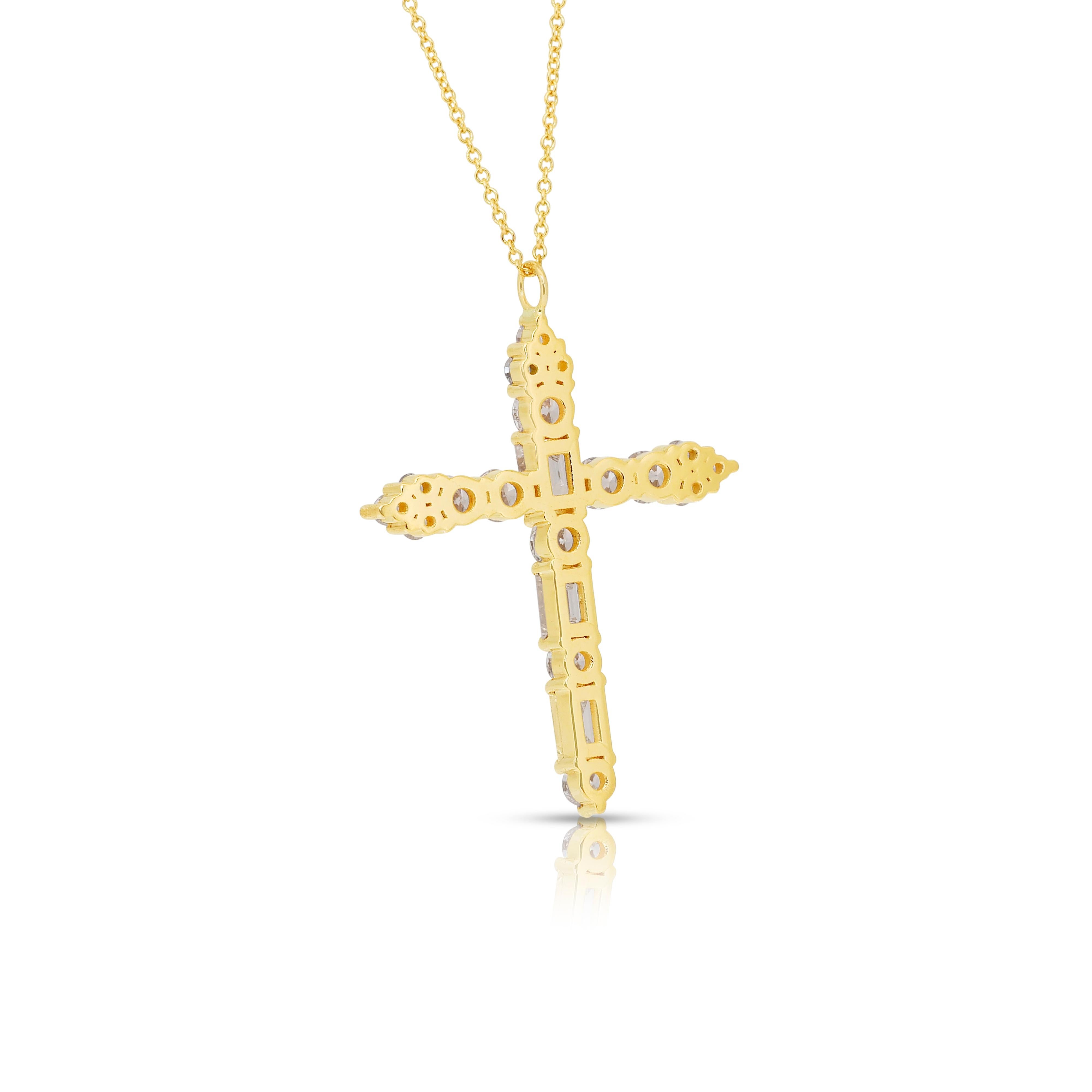 Exquisite 3,03ct natürliche Diamanten Halskette mit Kreuz-Anhänger in 18k Gelbgold im Angebot 2