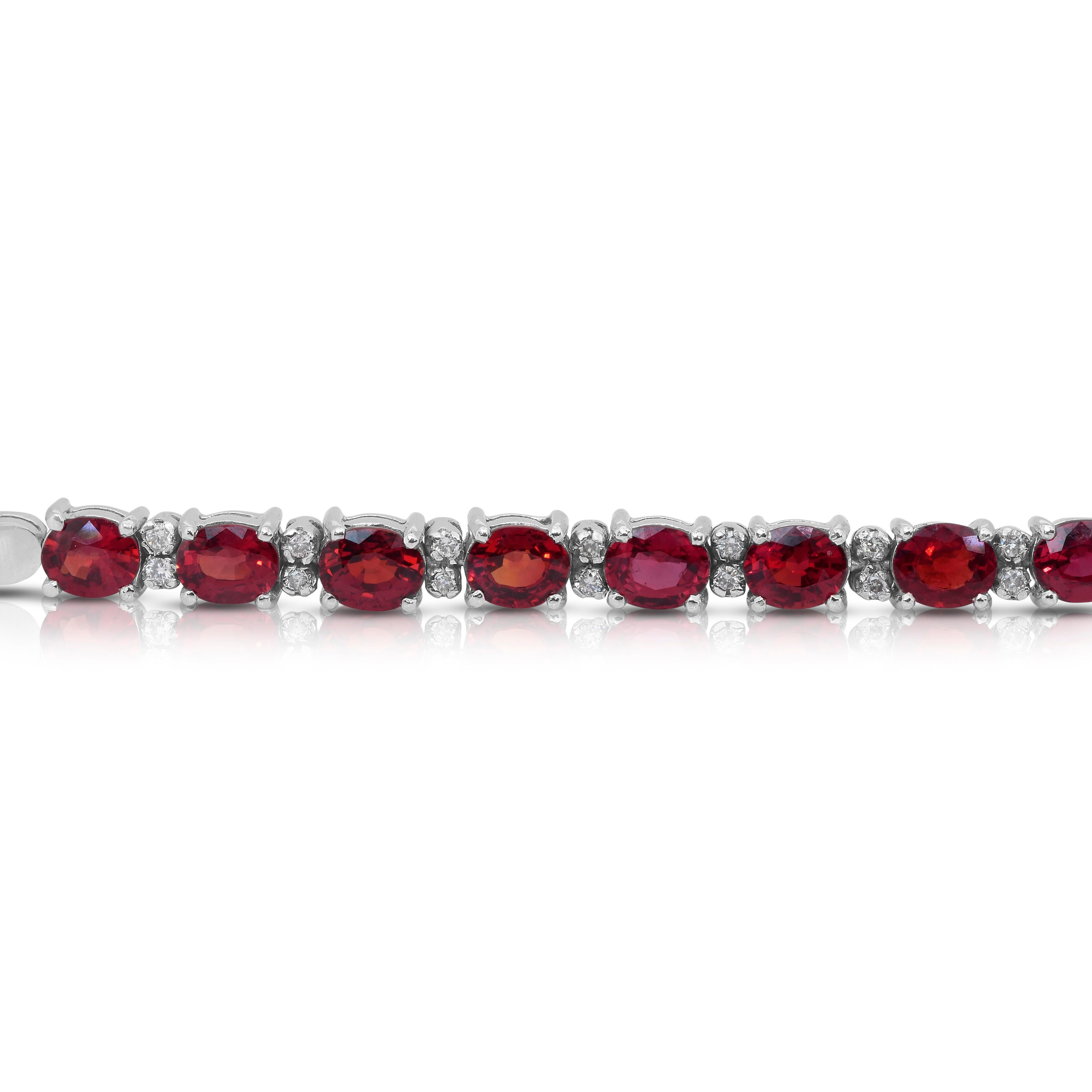 Exquisite 3,08ct Rubine und Diamanten Armband in 18k Weißgold im Angebot 4