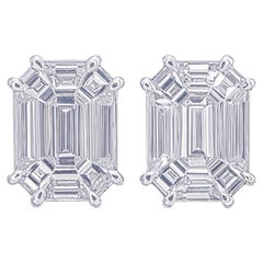 Exquisite 3,50 Karat Smaragd-Diamant-Ohrringe im Pie-Cut-Schliff  Ein zeitloses Statement