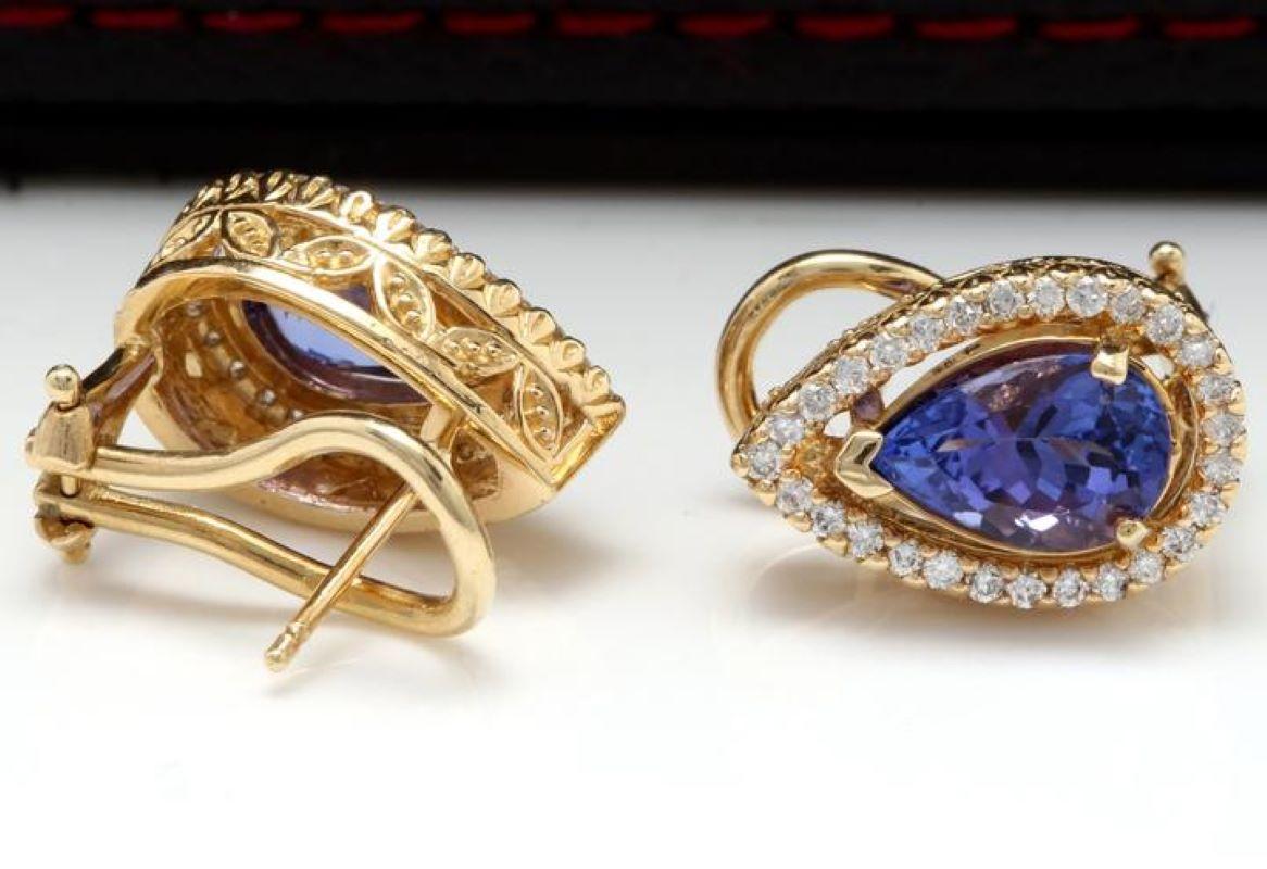 Pear Cut Exquisite 3.75 Carat Natural Tanzanite and Diamond 14k Solid Yellow Gold Stud For Sale