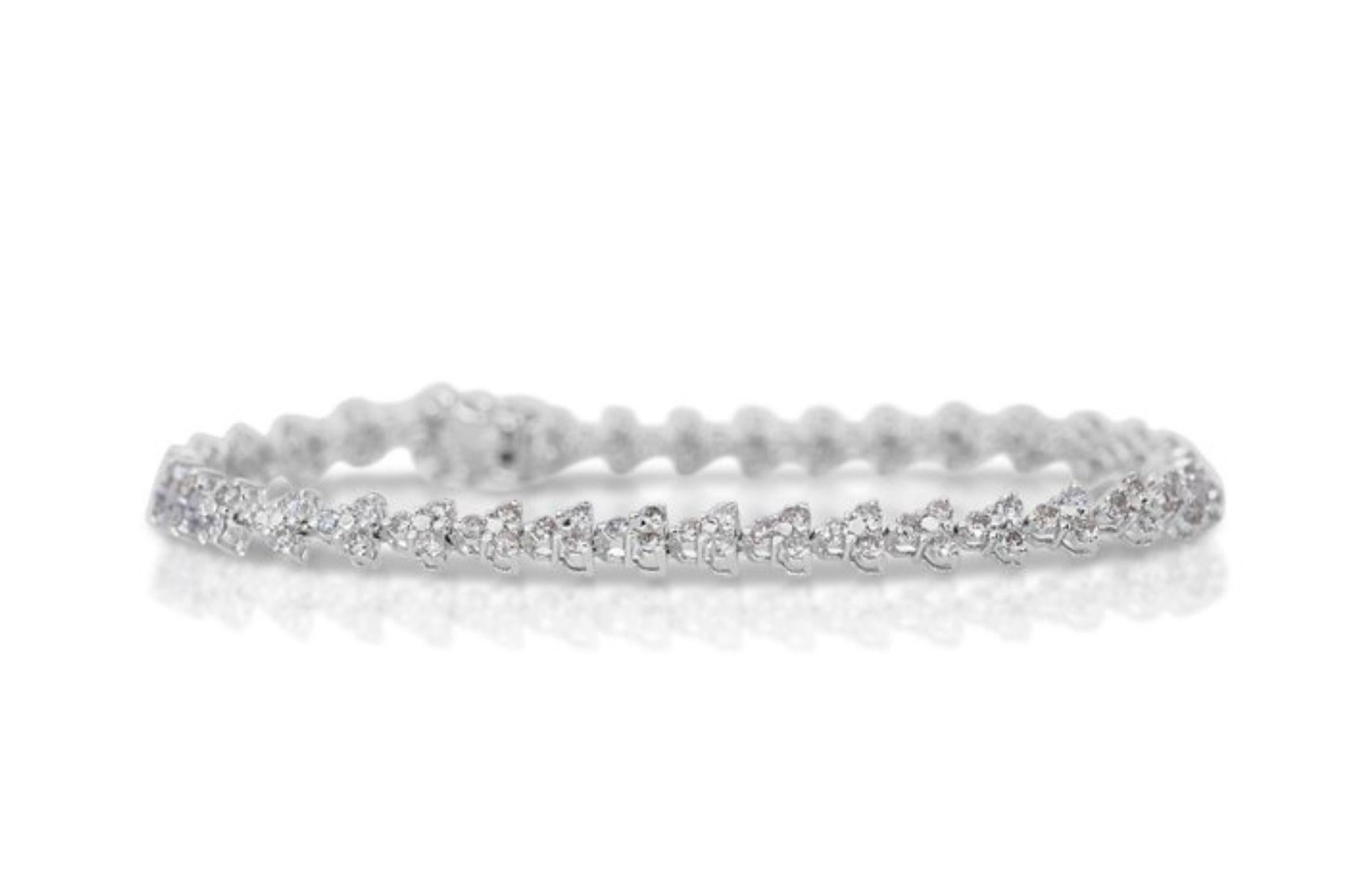 Women's Exquisite 3.75ct Round Diamond Bracelet set in 14K White Gold For Sale