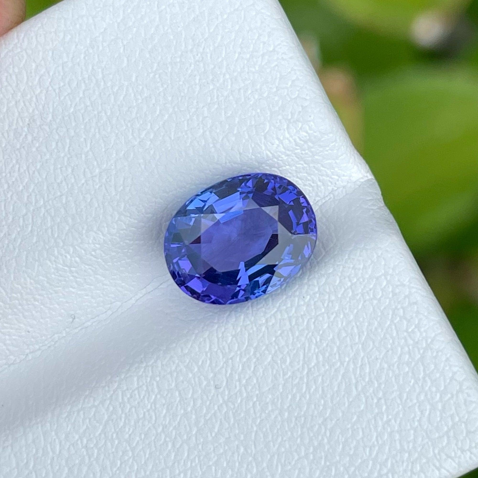 Modern Exquisite 3A Quality Blue Tanzanite Gemstone 4.10 Carats Tanzanite Ring Jewelry