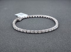 Exquisite 4.13 ct Oval-Cut Diamond 18K White Gold Tennis Bracelet