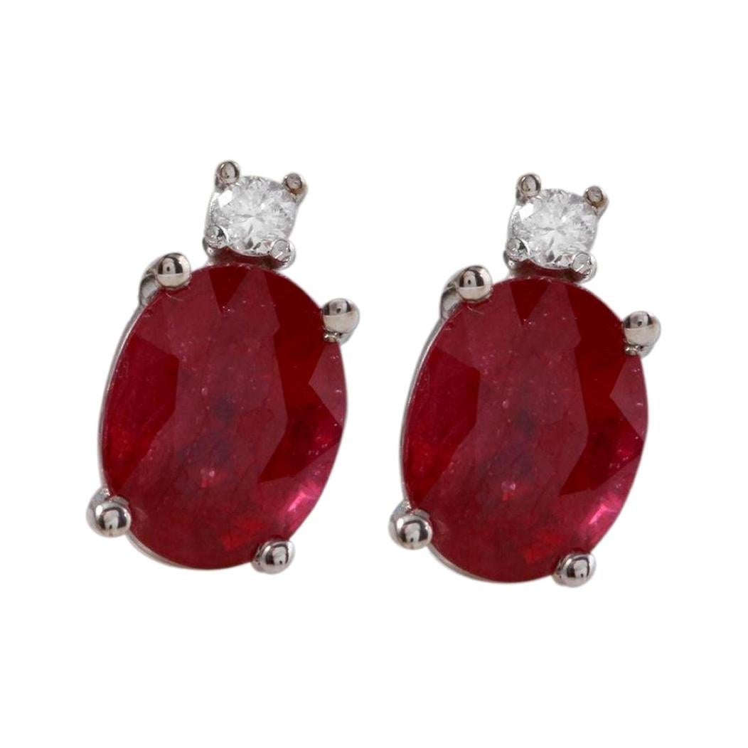 Exquisite 4.18 Carat Natural Red Ruby and Diamond 14 Karat Solid White Gold Stud For Sale