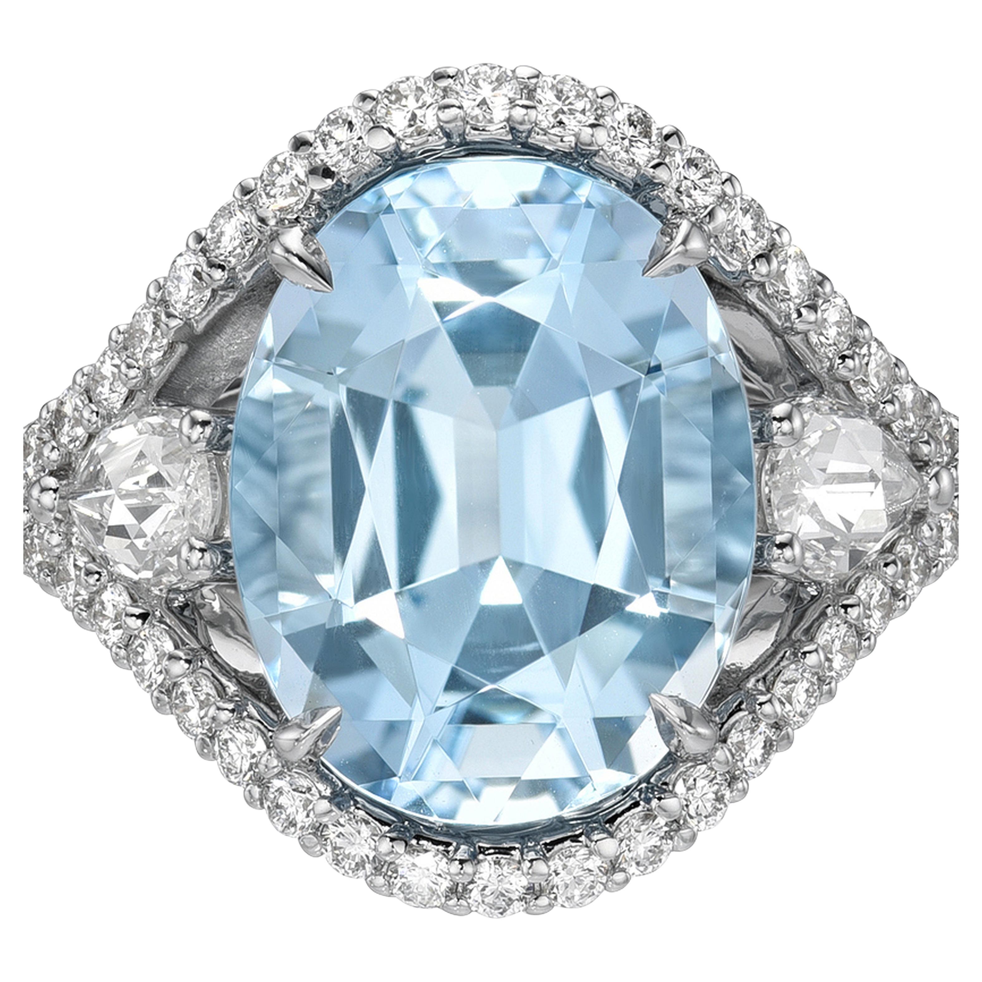 Exquise bague en or blanc 18 carats de 4,26 carats représentant une aigue-marine - Cadeaux de luxe