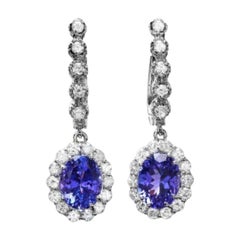 Squisito orecchino in oro bianco massiccio 14K con tanzanite naturale da 5,25 carati e diamante
