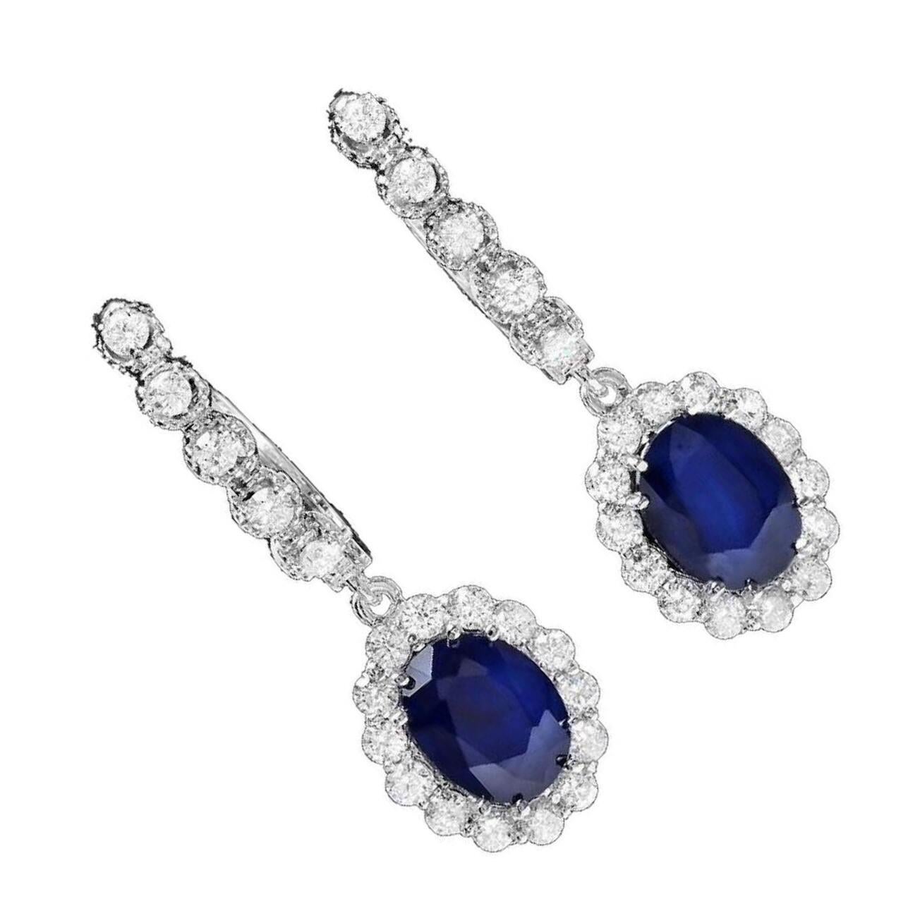 Exquisite 5.70 Carat Natural Sapphire and Diamond 14 Karat Solid Gold Earrings In New Condition For Sale In Los Angeles, CA
