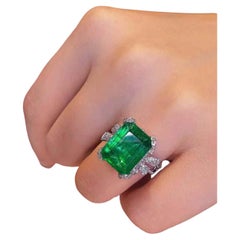 Exquisite 5ct Emerald and Diamond Ring in 18K Gold by Eze Jewelry