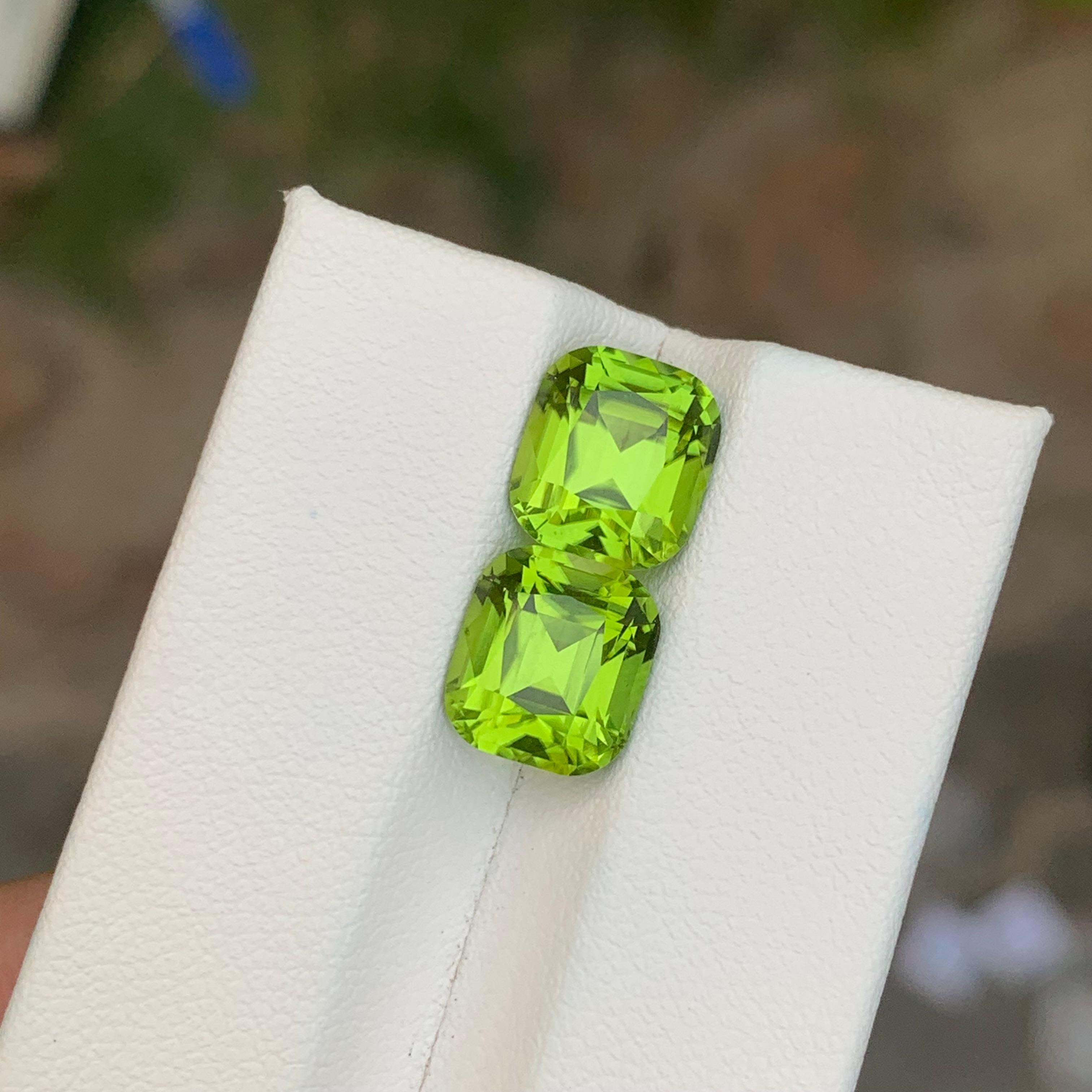 Exquisite 7,05 Karat unbehandelt natürliche lose Peridot Edelstein Paar im Angebot 11