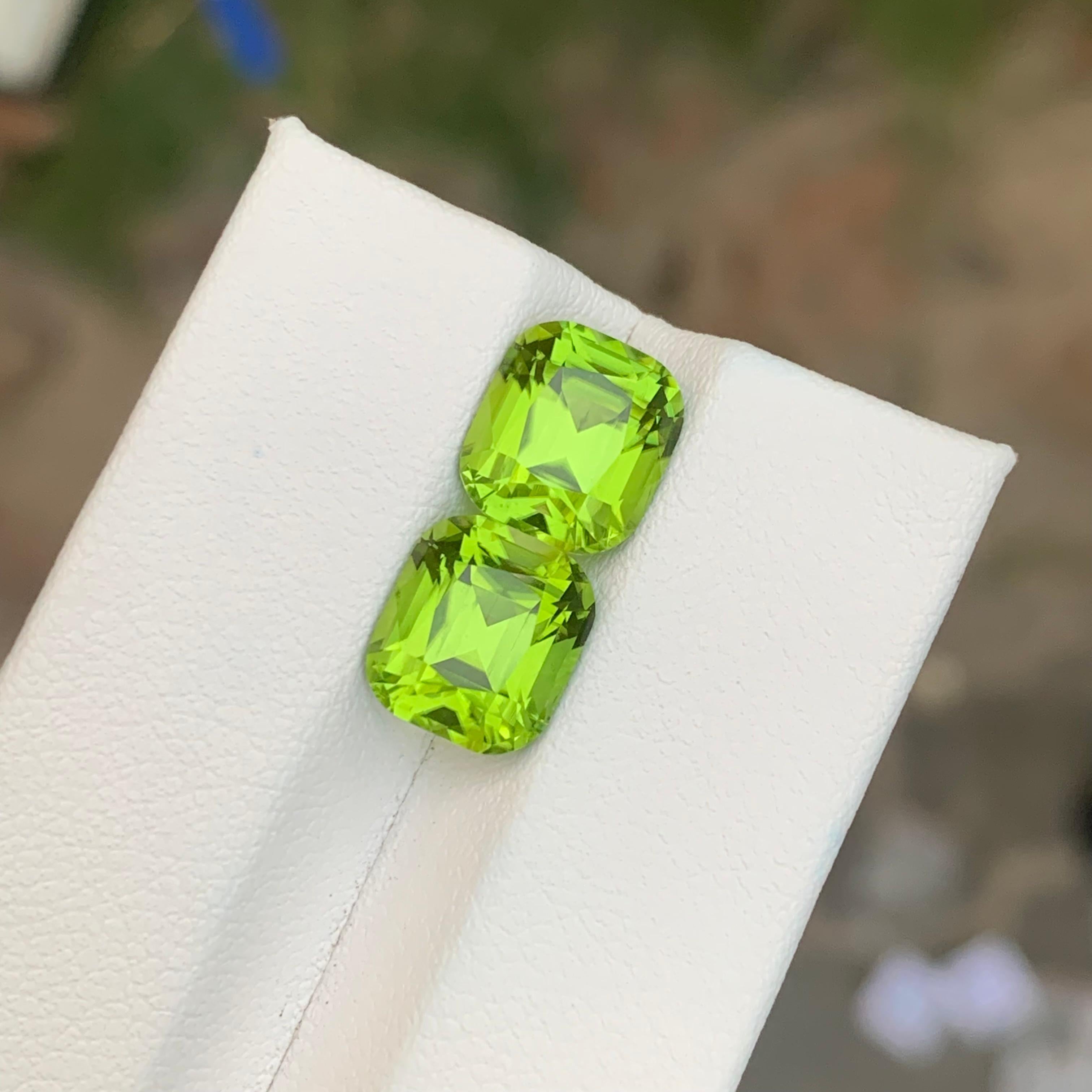 Exquisite 7,05 Karat unbehandelt natürliche lose Peridot Edelstein Paar im Angebot 1