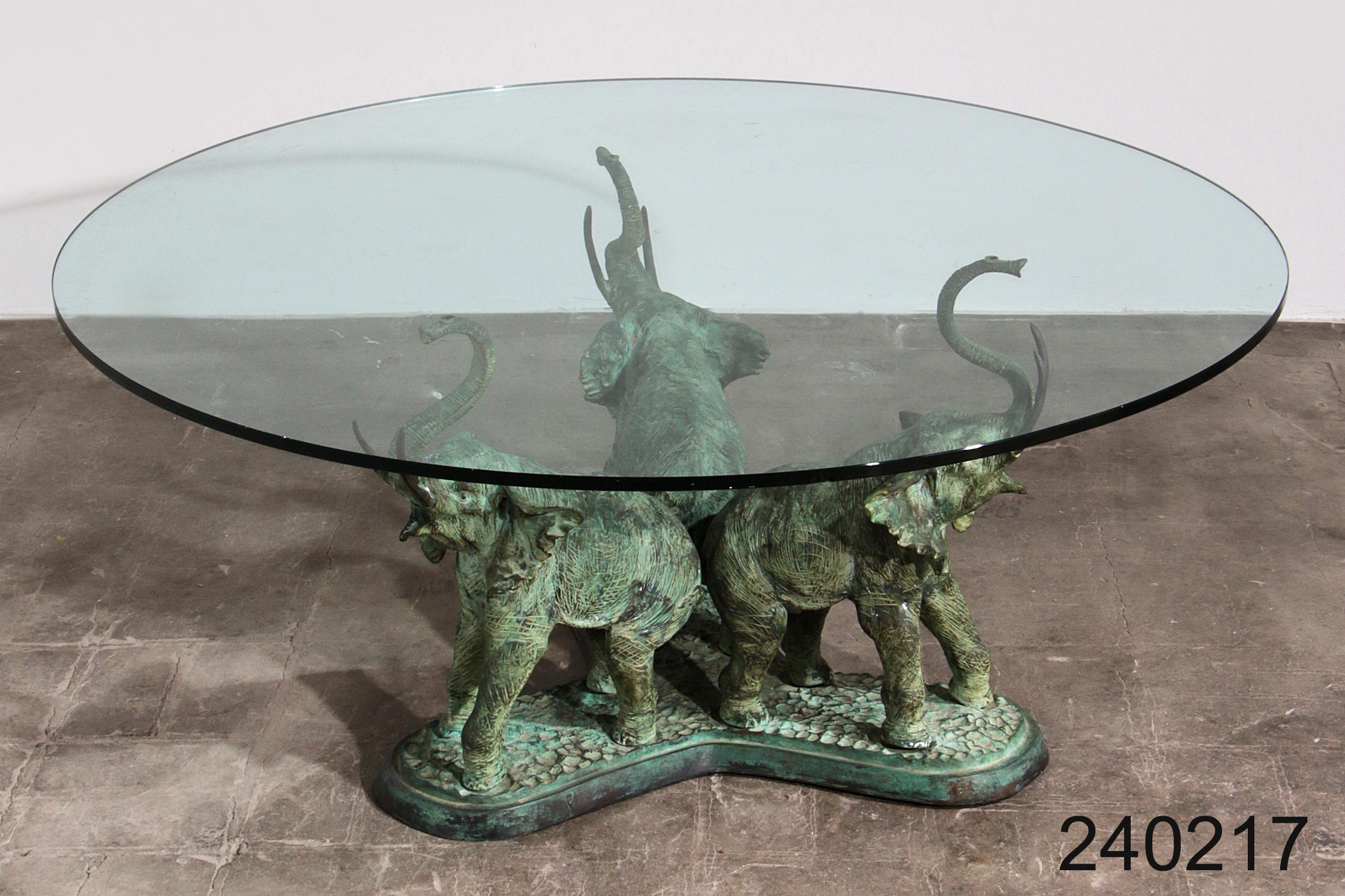 Exquisite 70s Bronze Elephant Table with Glass Top For Sale 8