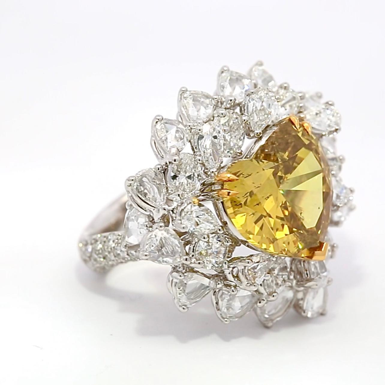 Women's Exquisite 7.30 Carat Heart-Shaped Green Diamond Ring with Pave White Diamonds (5 For Sale