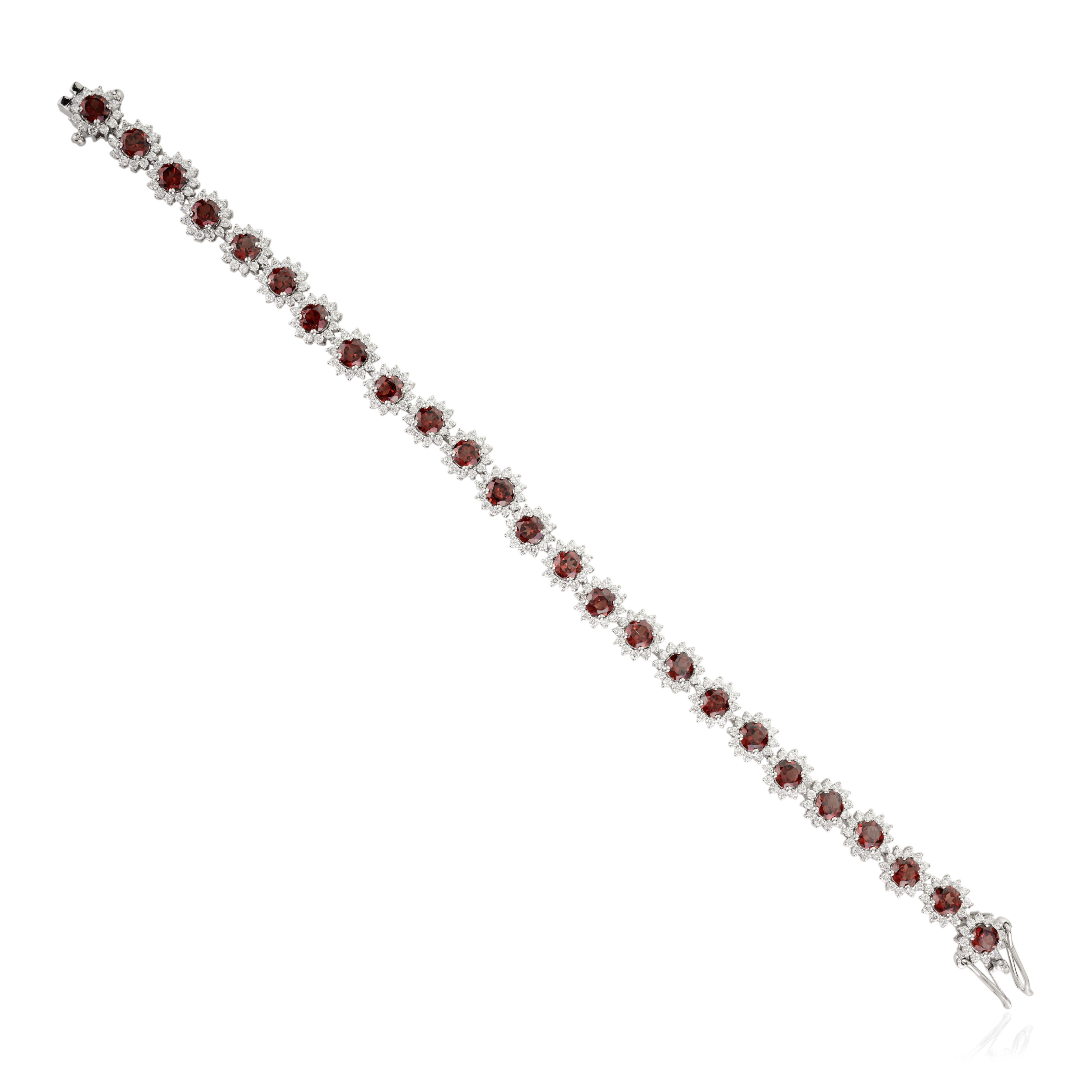 Art nouveau Exquisite 7.32 CTW Deep Red Garnet Tennis Bracelet with Halo CZ in 925 Silver en vente