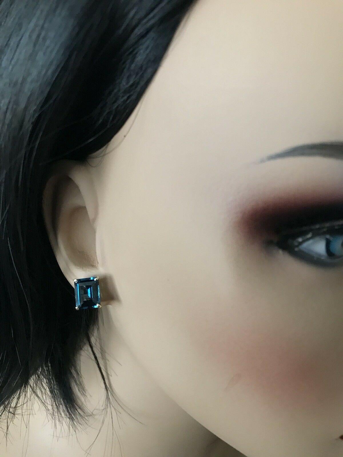 Clous d'oreilles exquis en or jaune massif 14 carats avec topaze bleue naturelle de Londres de 8,00 carats Pour femmes en vente