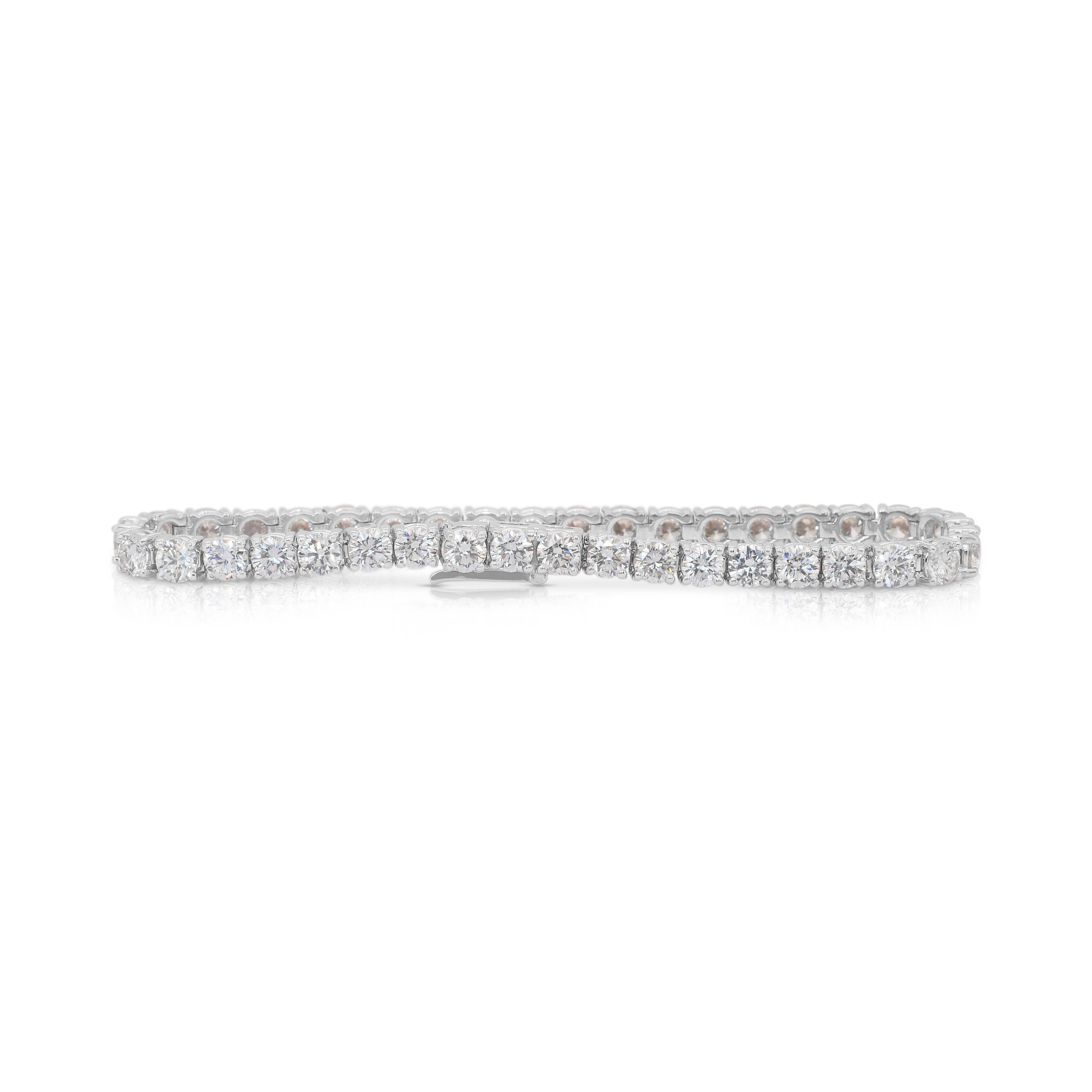 Squisito bracciale tennis con 8,01 carati di diamanti in oro bianco 18 carati - certificato IGI In condizioni Nuovo in vendita a רמת גן, IL