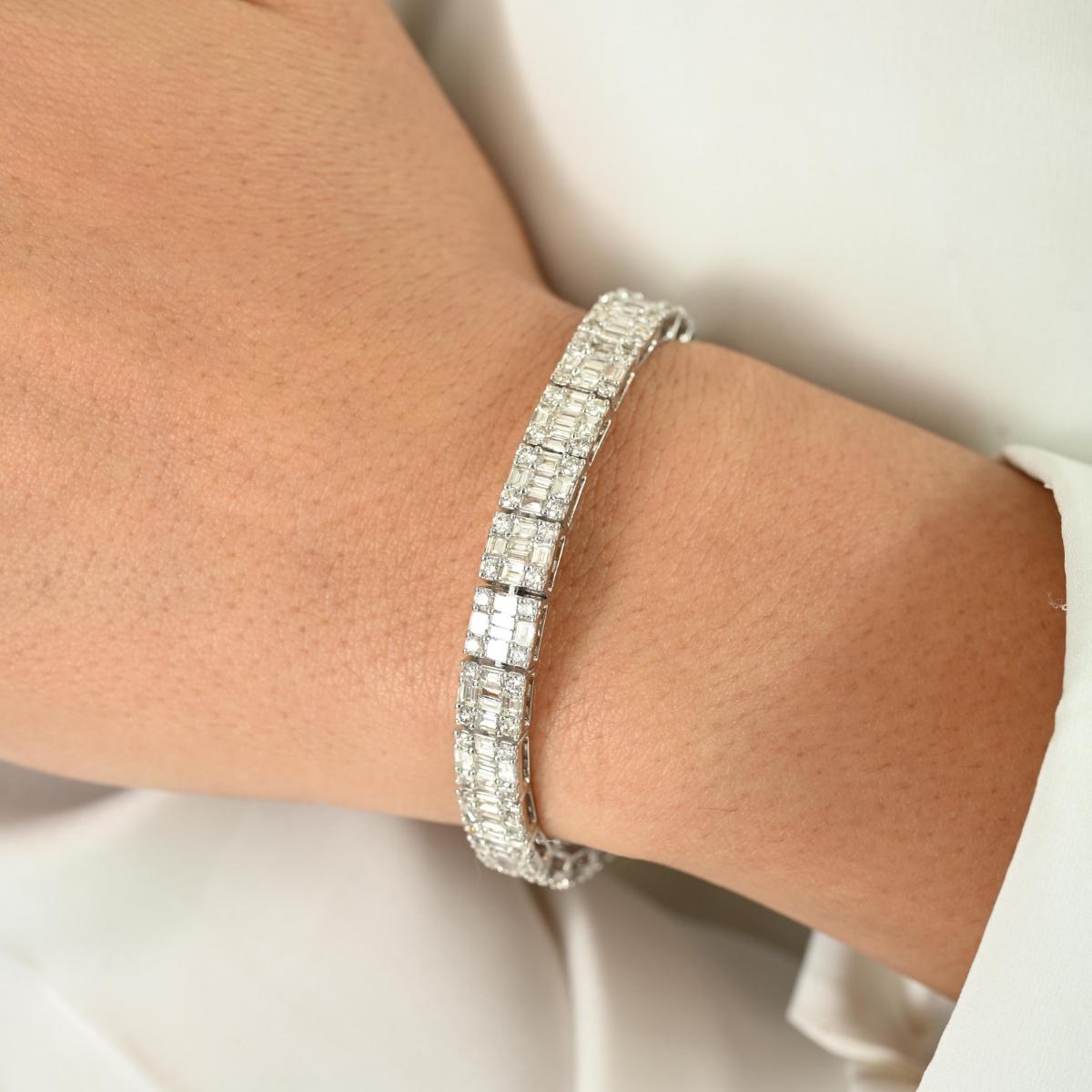 Exquisita Pulsera de Tenis con Diamantes de 8,21 Quilates en Oro Blanco de 14k Joyas de Boda en venta 3