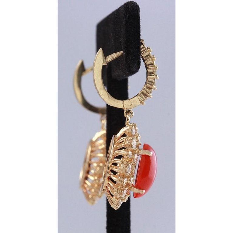 Exquisite 8.40 Carat Natural Red Coral and Diamond 14K Solid Yellow Gold Earring In New Condition For Sale In Los Angeles, CA