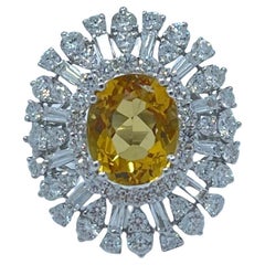 Exquisite 9.18 Precious Yellow Beryl or Heliodor and Diamond 18k White Gold Ring
