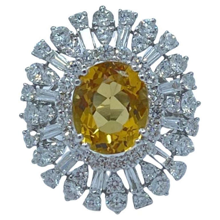 Exquisite 9.18 Precious Yellow Beryl or Heliodor and Diamond 18k White Gold Ring For Sale