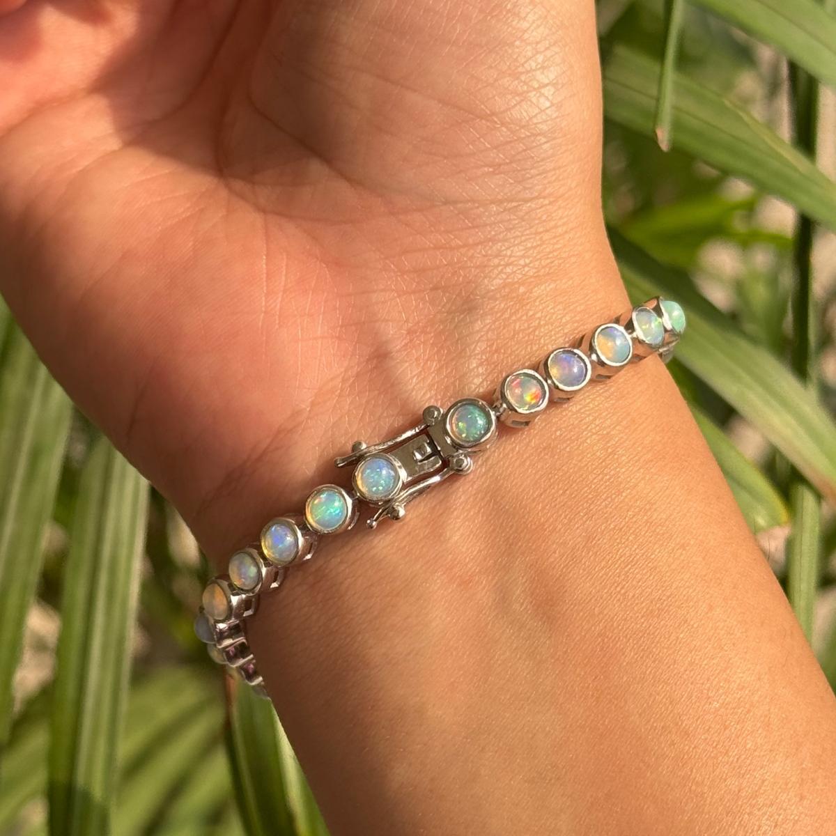 Round Cut Exquisite 925 Silver Ethiopian Opal Cabochon Tennis Bracelet for Women Jewelry For Sale