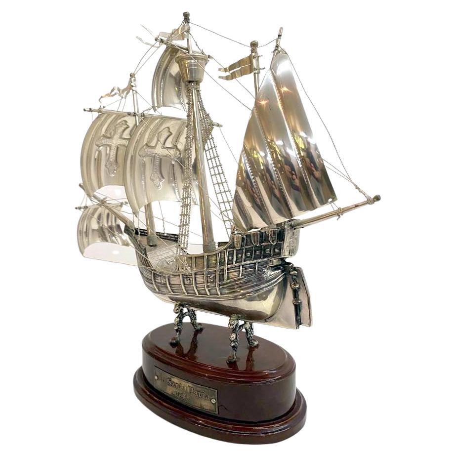 Exquisito Modelo de Barco de Plata de Ley 925 de la Santa María de 1492 Vaciado en venta