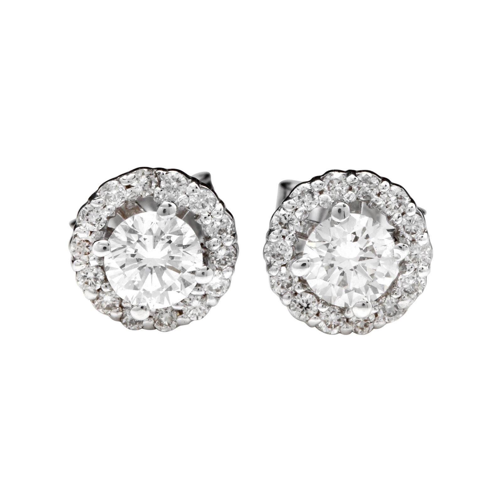 Boucles d'oreilles exquises en or blanc massif 14 carats avec diamants naturels de 0,95 carat