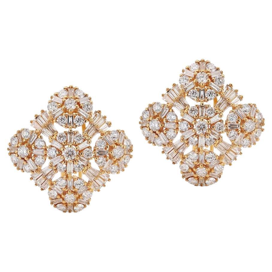 Exquisite 9K Yellow Gold Earrings with 1.70ct Round and Taper Diamonds 