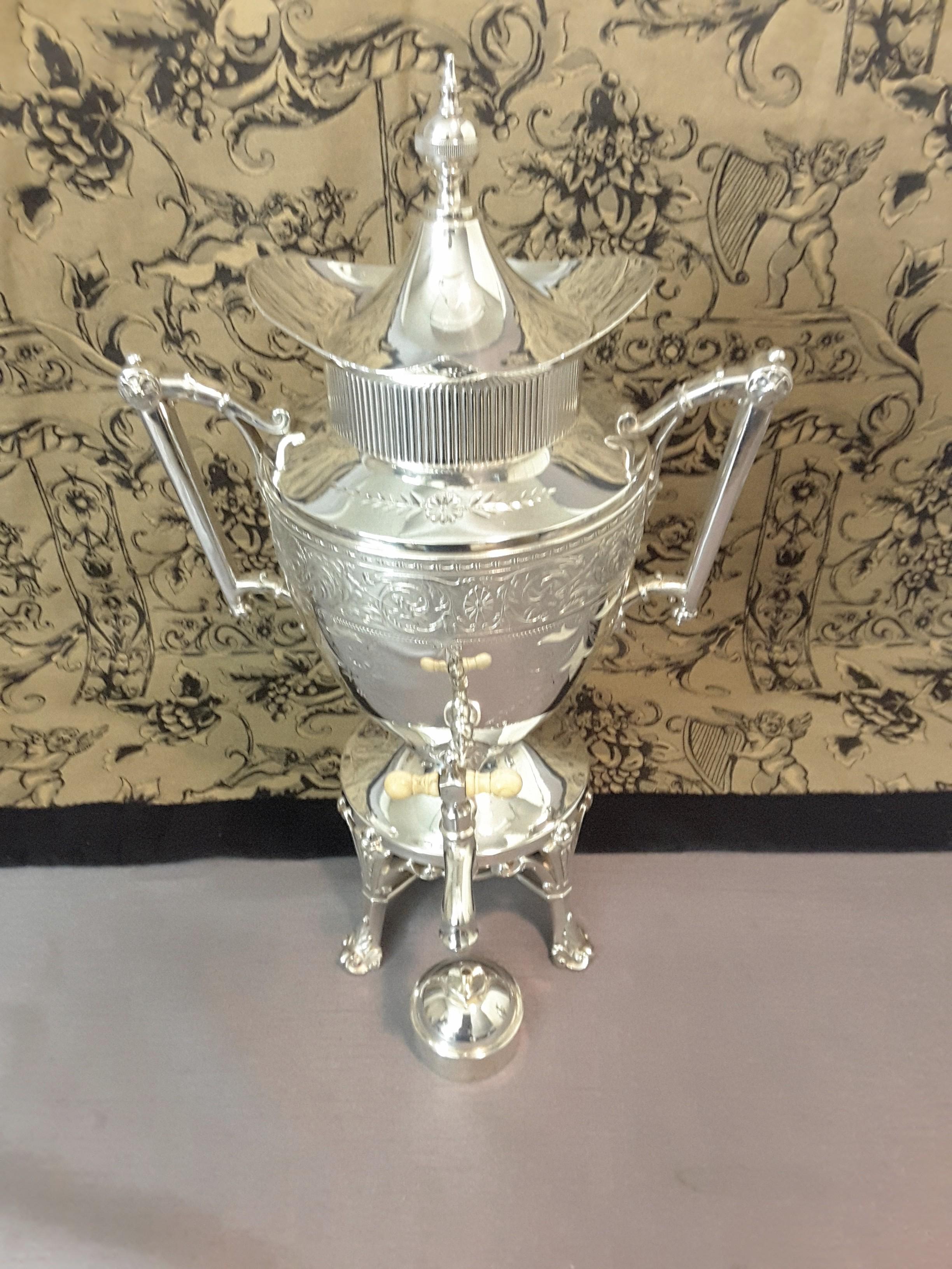 Exquisite Aesthetic Movement Silverplated Tea Service by Simpson, Hall & Miller In Good Condition For Sale In Ottawa, Ontario