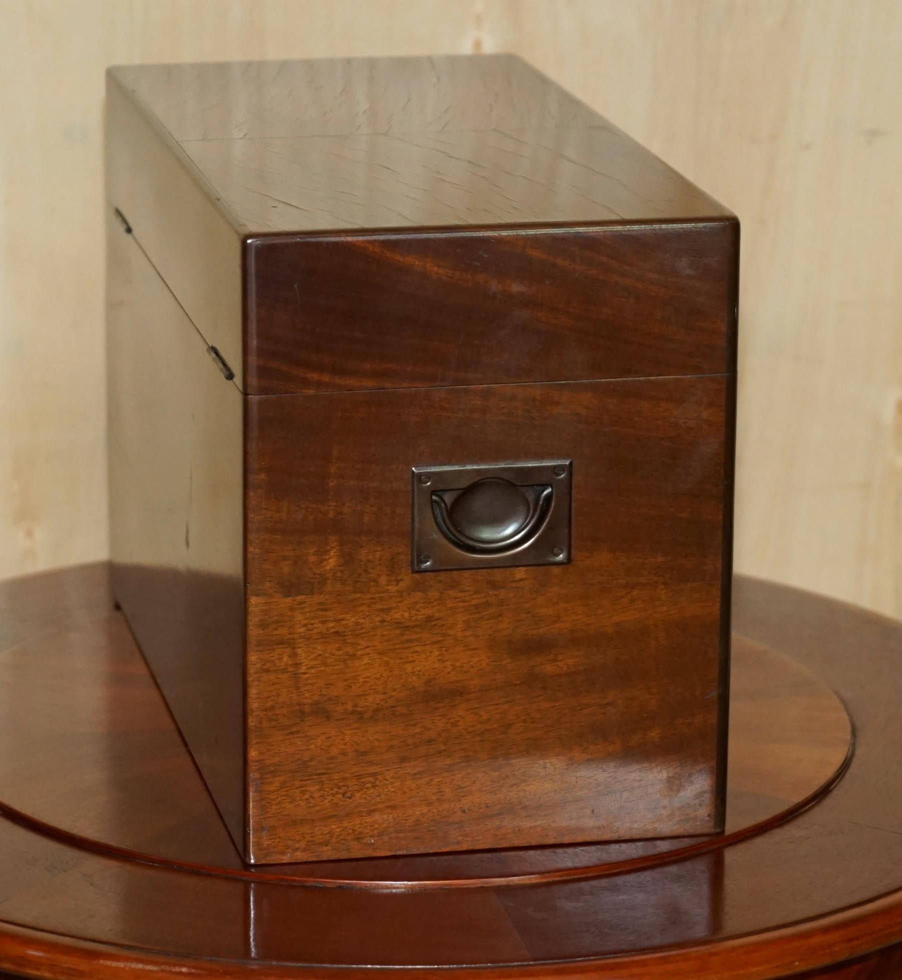 EXQUISiTE ALFRED DUNHILL FAUX BOOKS HIDDEN DRINKS DECANTER SET SPARKLETS LTD SET 2