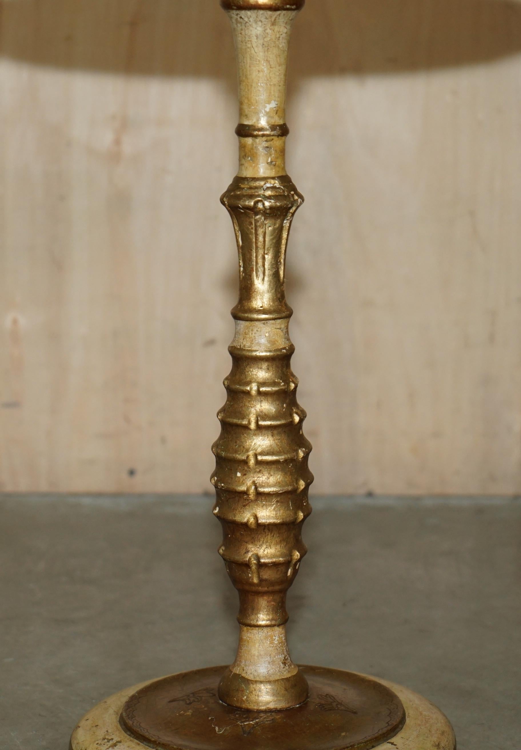 EXQUISITE UND HIGHLY DECORATIVE ITALIAN CIRCA 1900 POLYCHROME PAINTED SiDE-TABLE im Angebot 1