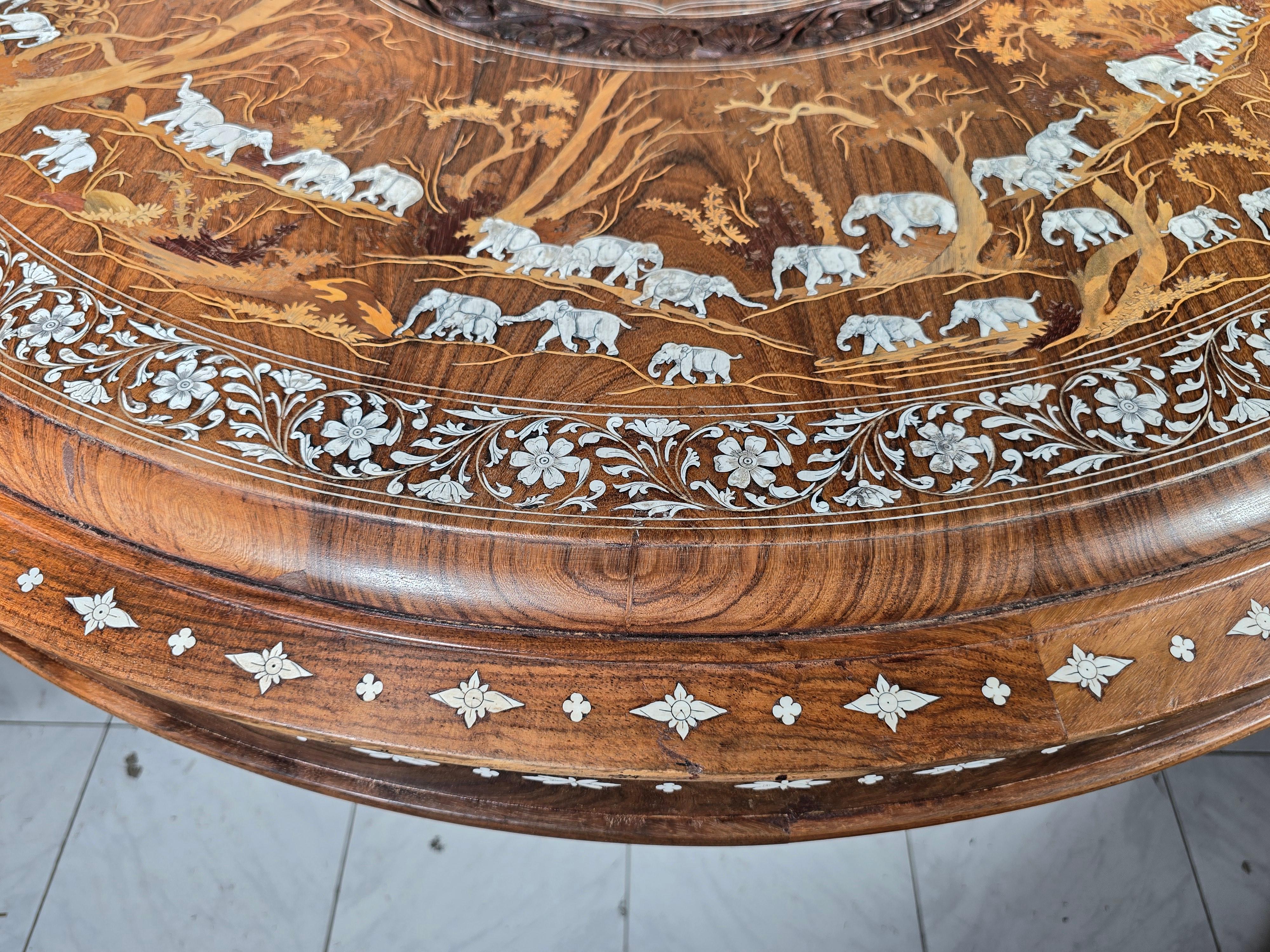 Exquisite Anglo-Indian Table from the Late 19th Century! For Sale 5