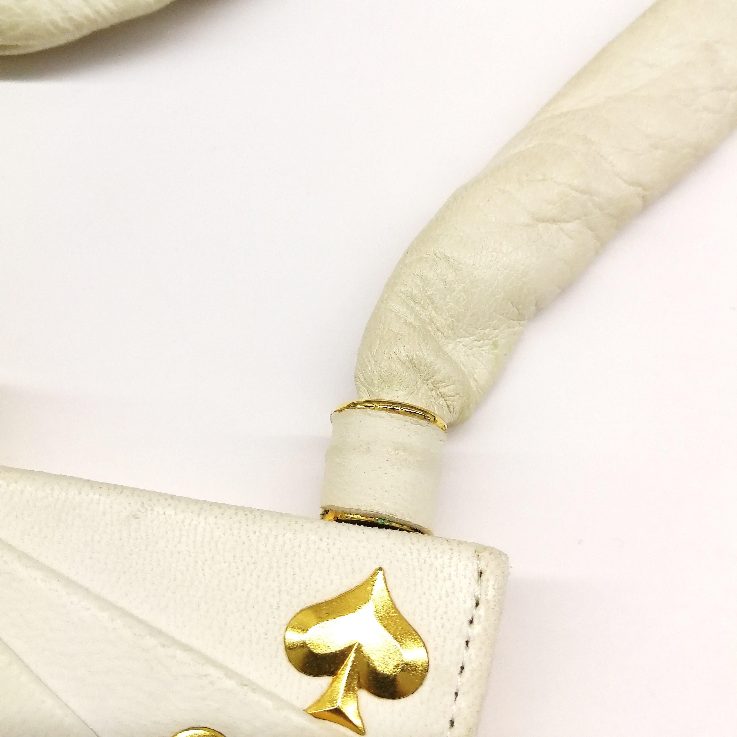 Exquisite Anne-Marie of Paris white leather and gilt 'Hand of Cards' handbag. 5